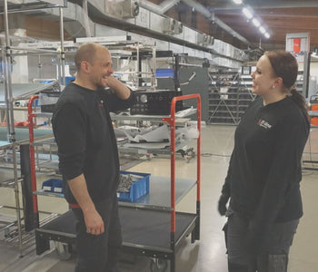 Työntutkija selvittää ja kehittää tutkittavan työn työmenetelmiä, ergonomiaa ja ajankäyttöä